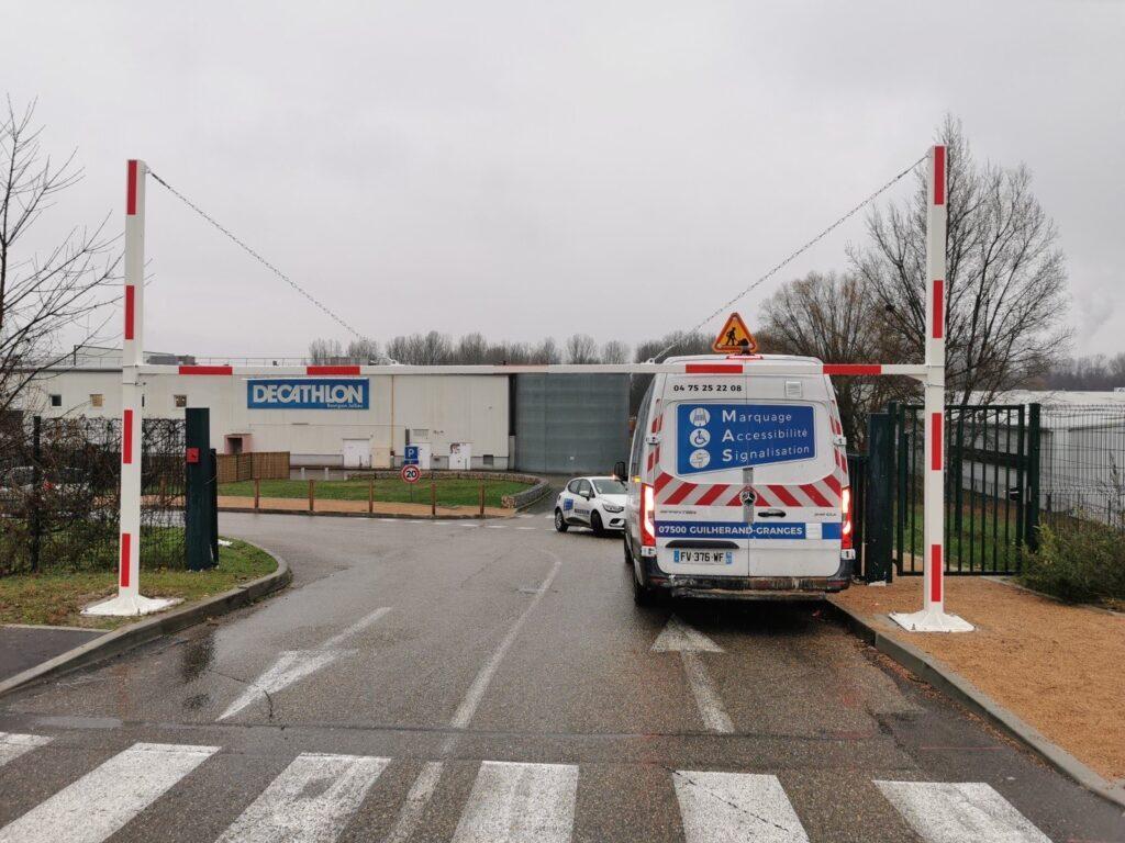 barrière de limitation de hauteur en Drôme et en Ardèche